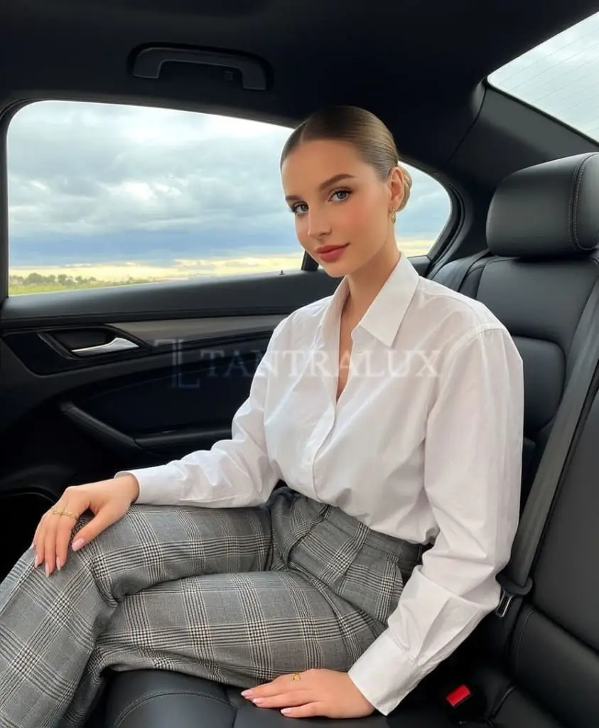 3533712663 Alice Lux Experience 292