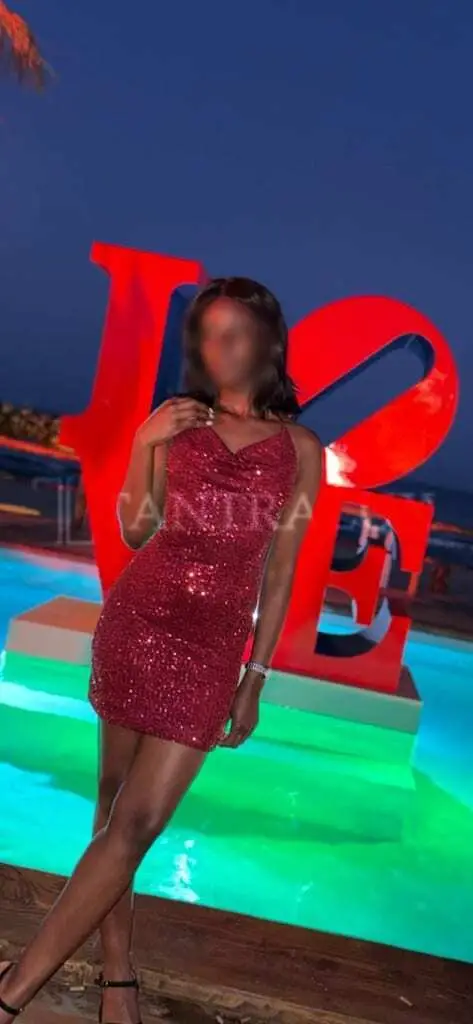 3508777359 Esmeralda Lux Experience 318