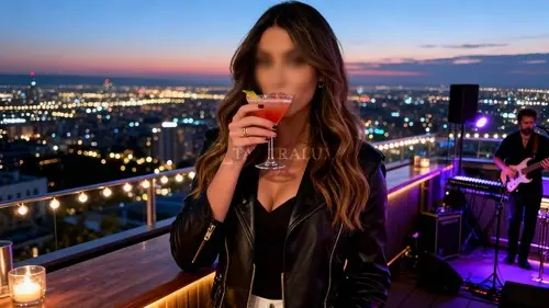 3928031361 Sara Lux Experience 533