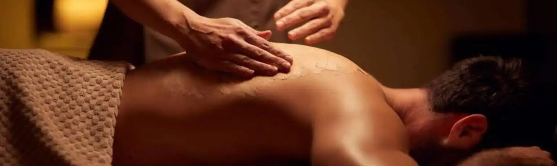 Banner 393447815974 Carezze & TANTRA al BUIO 38568