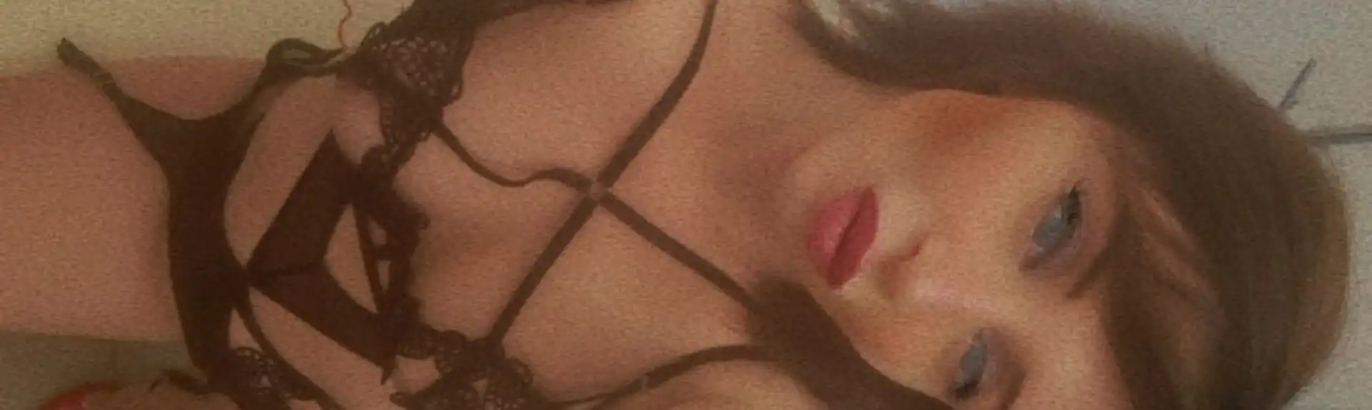 Banner 3791117001 Scarlet 40513