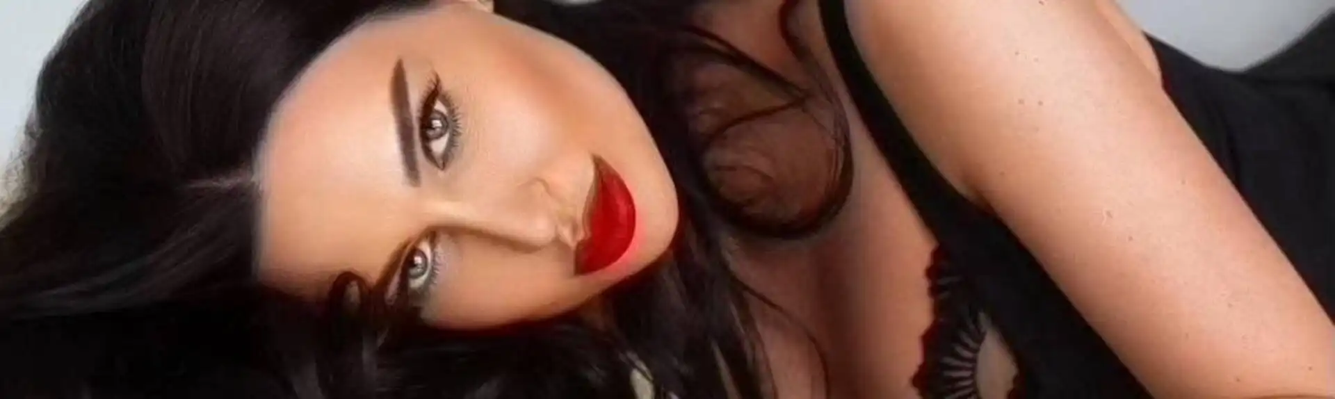 Banner 3928060202 Julia 40792