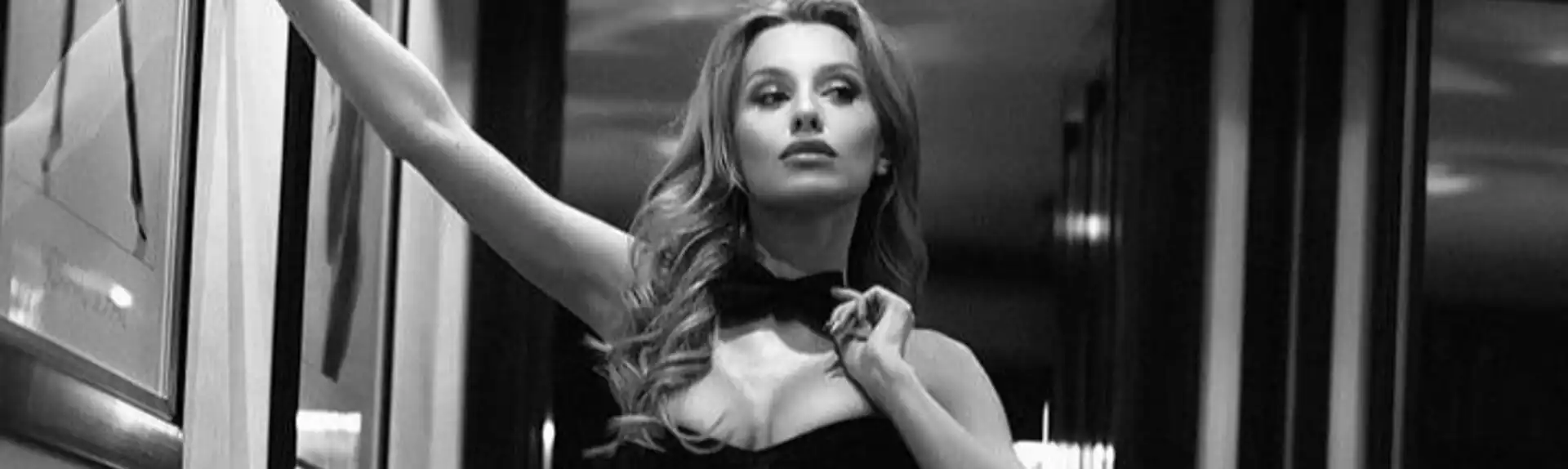 Banner 3271073093 Anna 54628