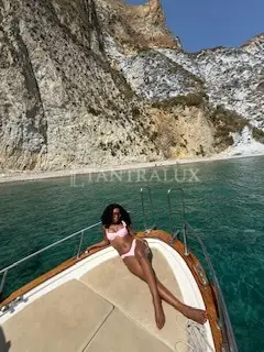 Storia Naomi Massaggi Olistici 14795