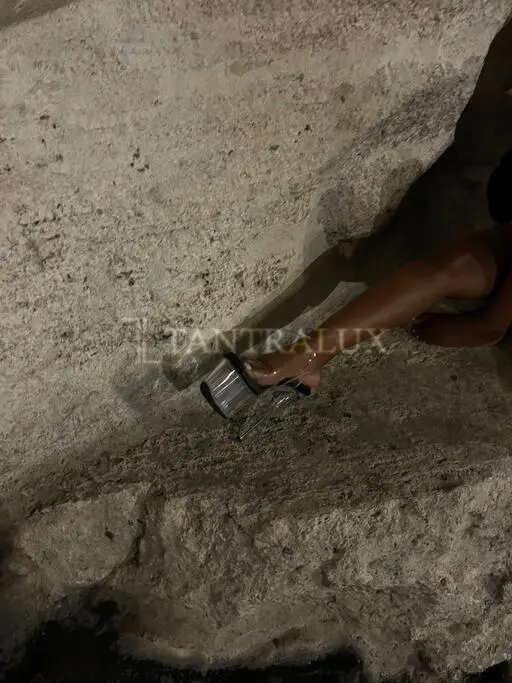 Storia Naomi Massaggi Fetish 15295