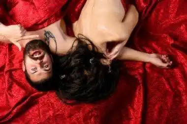 Storia MILUNA  RED HOT BED 15859