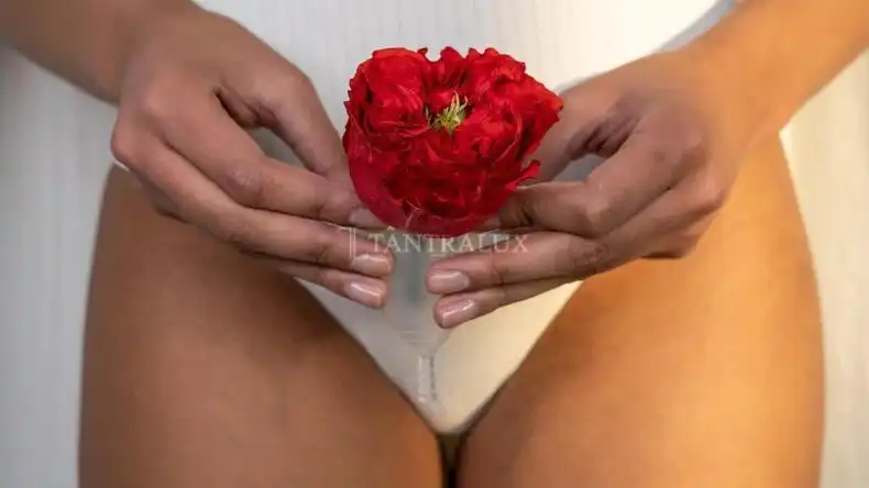 Storia MILUNA  RED HOT BED 16014