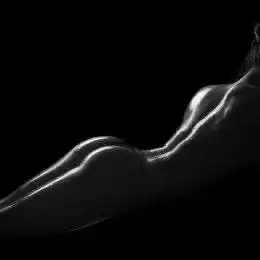 Storia Carezze & TANTRA al BUIO 16043