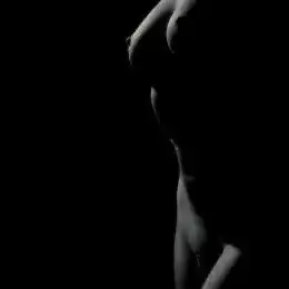 Storia Carezze & TANTRA al BUIO 16218