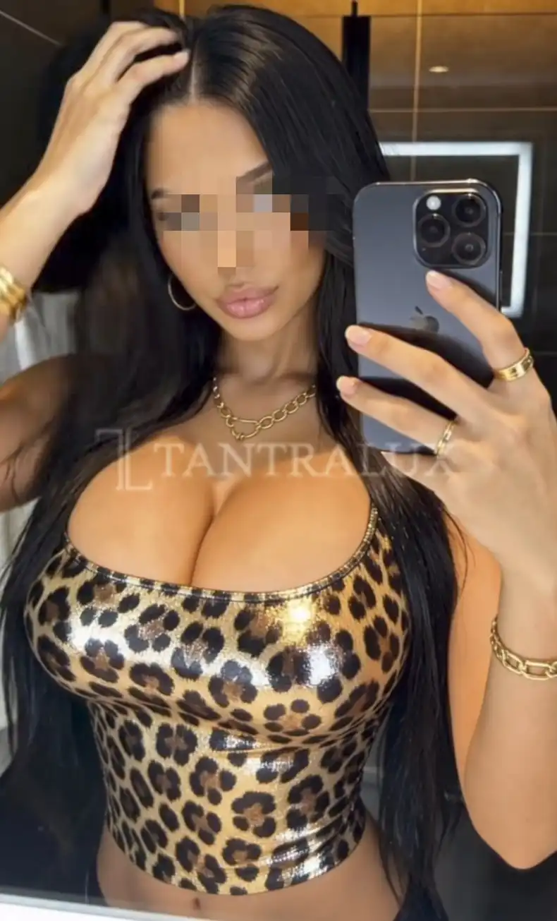 Storia Alessandra 17009