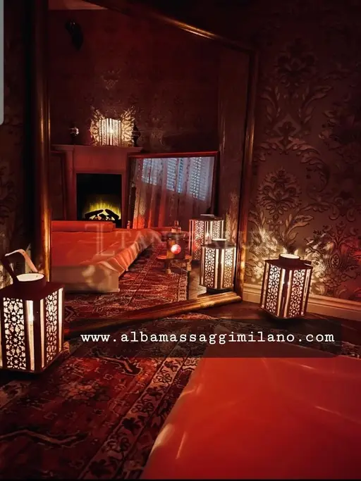 Storia Alba massaggiatrice ita 17124