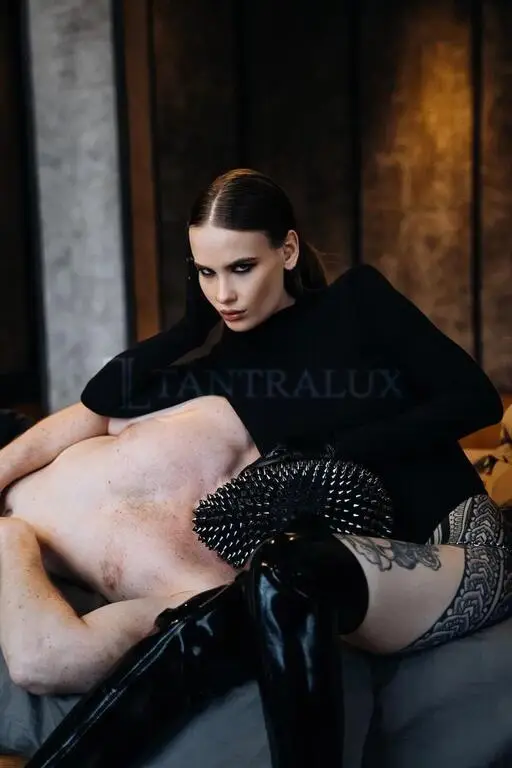 Storia Miss Vivvien 17154