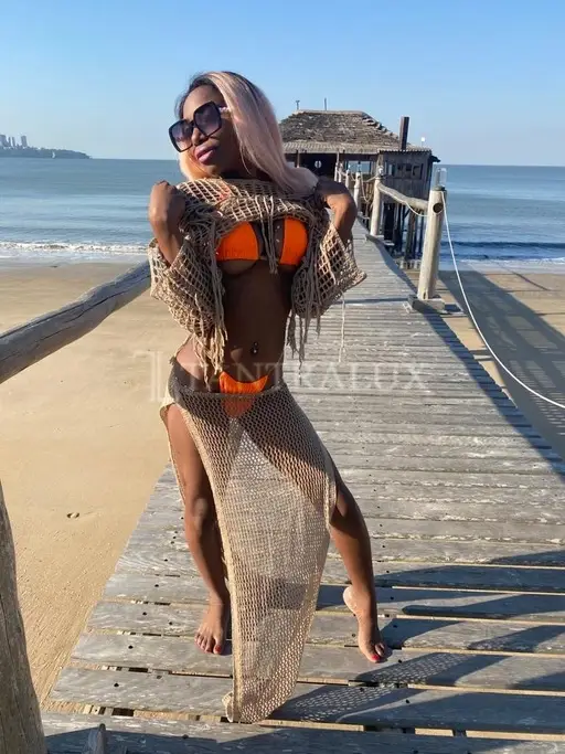 Storia Dea Naomi Black Tantra 17418