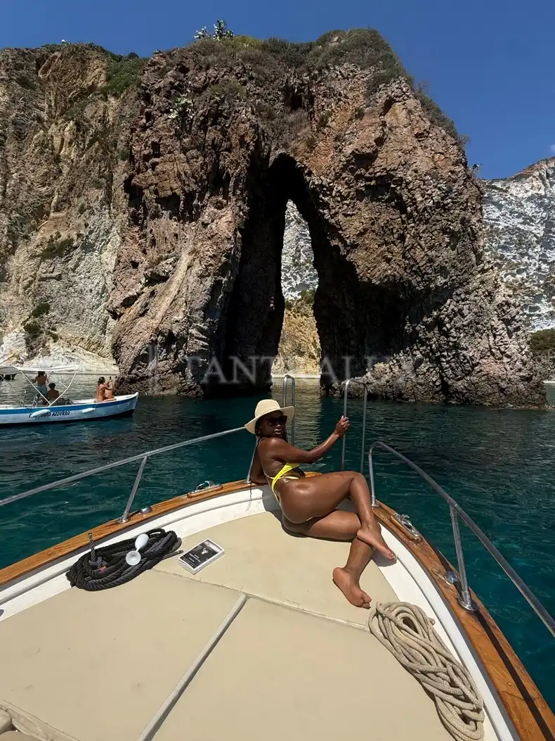 Storia Dea Naomi Black Tantra 19572
