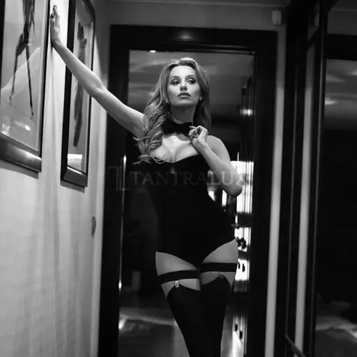 3271073093 Anna 100038