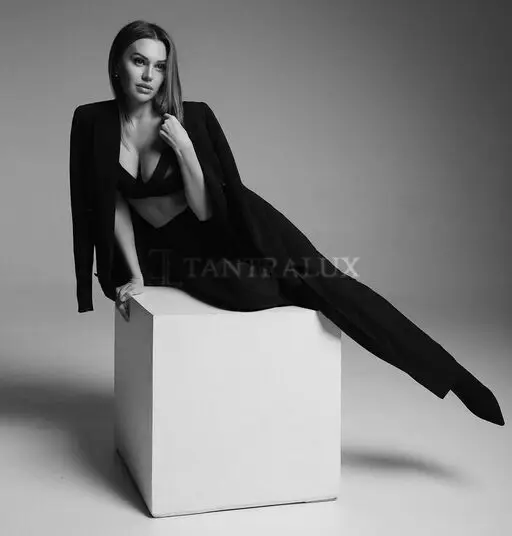 3271073093 Anna 100233