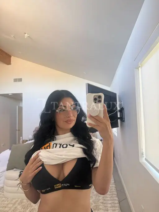 3505747929 Carla 104594