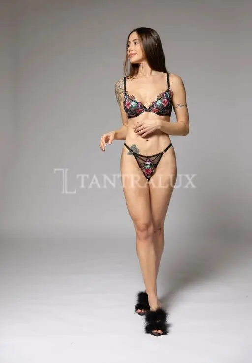 3513891369 Bianca 105112