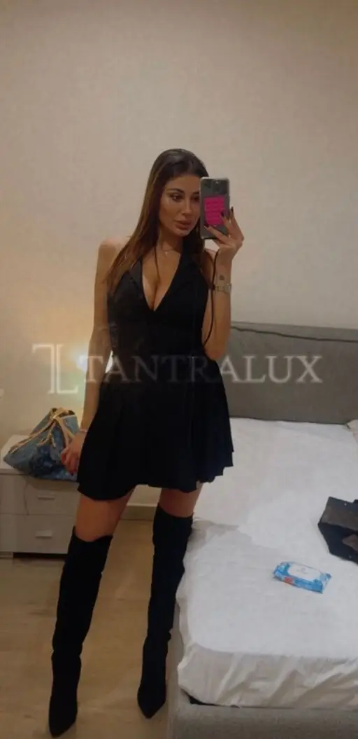 3289481790 Francesca 105883