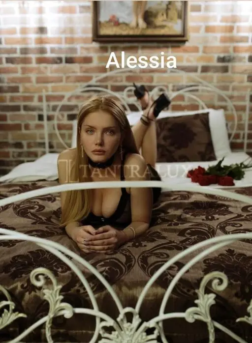 3923910173 Alessia e Maria 108861