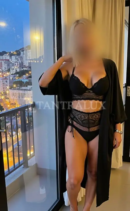 3447364822 Angela 111842