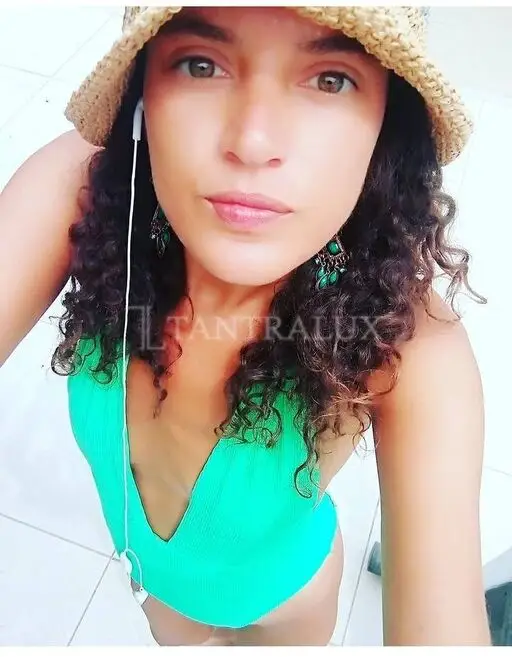 3311272031 Laila 113809
