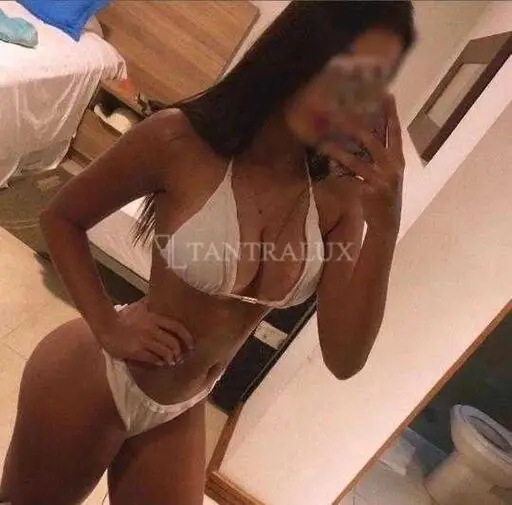 3532138768 Camila 114076