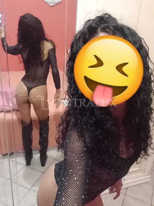 3348958235 Valentina 114695