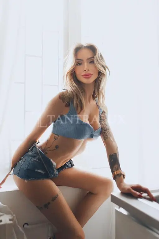 3924090627 Clara 114927