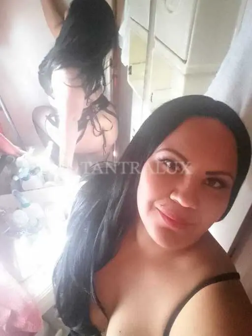 3508103853 Claudia 115247