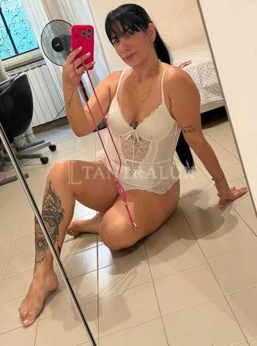 3532180594 Camila 120250