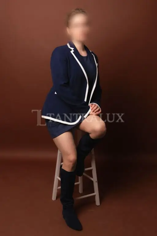 3509717725 Emy 123131