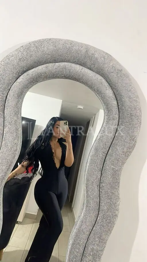 3807546967 Isabella tornerai  124688