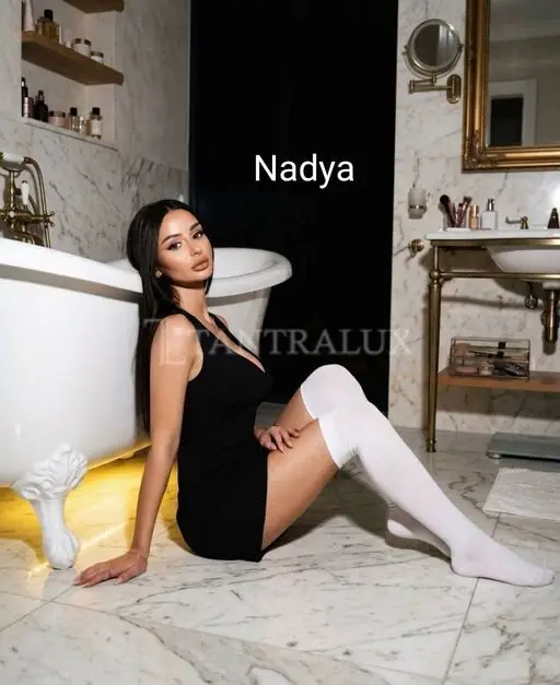 3928397270 Daria e Nadya 124810