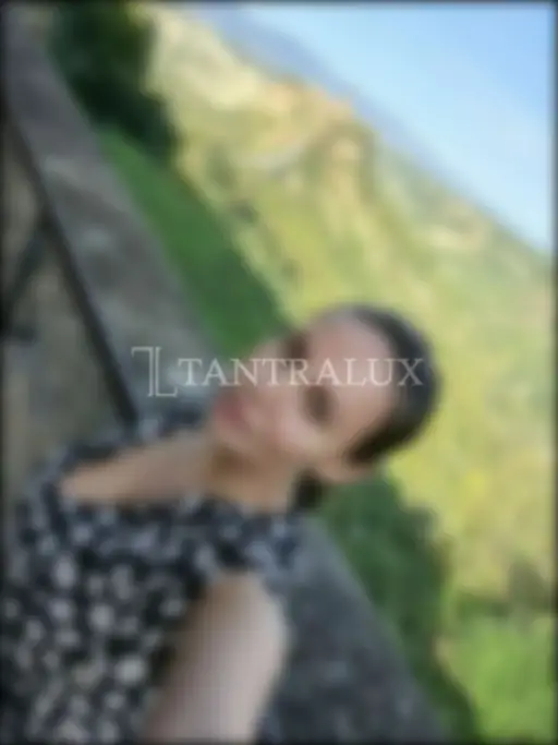 3279590230 Svetlana 2296