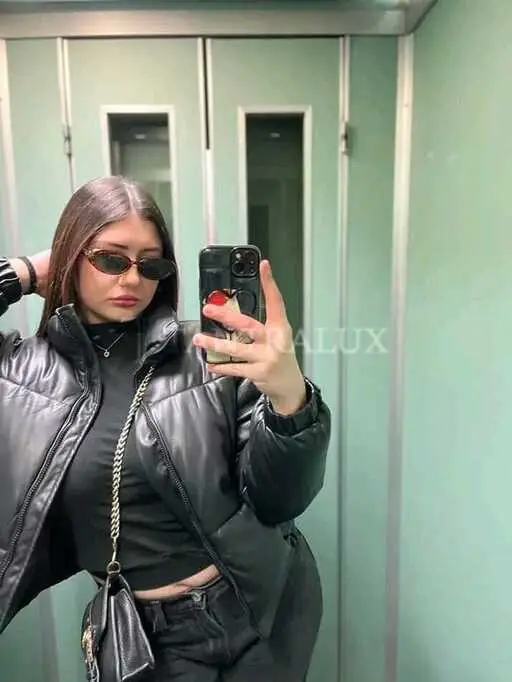 Yasmina - 3500585542