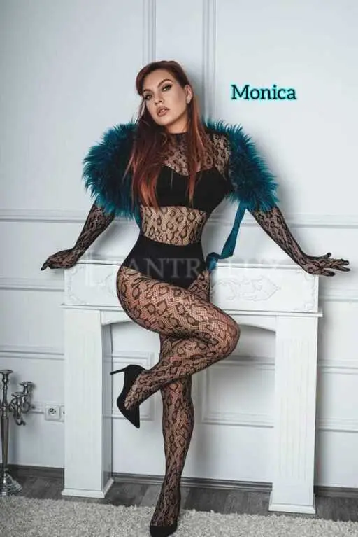 393923910173 Monica e Karolina 73534