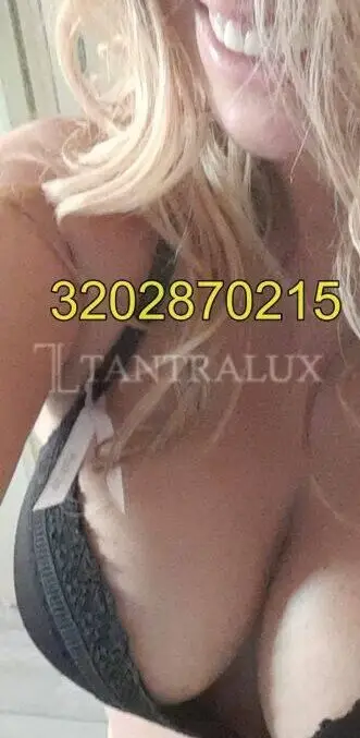 3202870215 Melania 73777