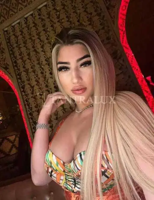 3312165883 Natasha 74779