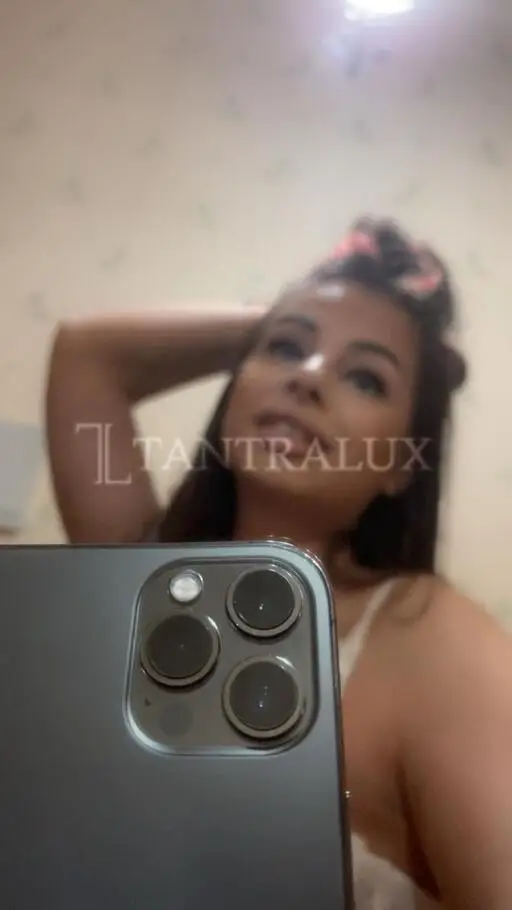3533224174 Carla 74854