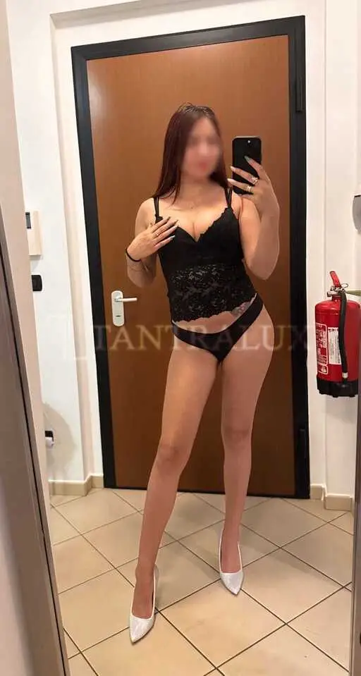3508617352 Laura 76034