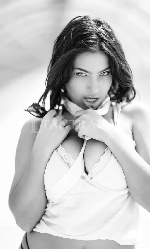 3762917929 Francesca 78962