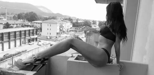 3508370380  Esibizionista 79445