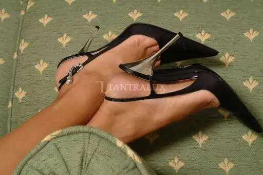 3487848616 Clarissa Martini 79660