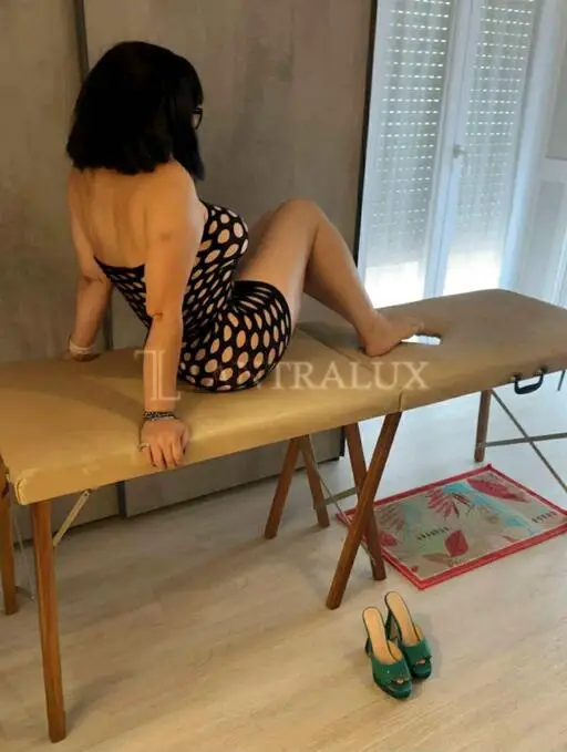 3206634125 Amanda Milking table 80039