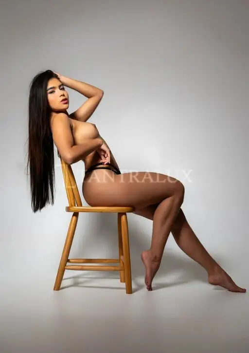 3391097320 Chloe 80194