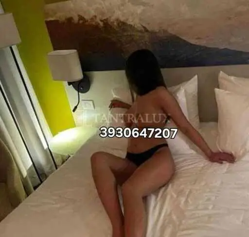 3930647207 Silvia 80572