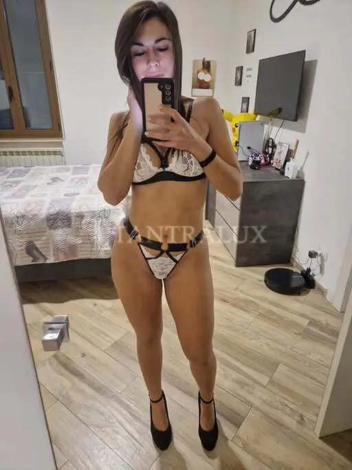 3505764686 Bianca 81547