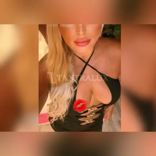 3756157084 Angelica italiana  81852