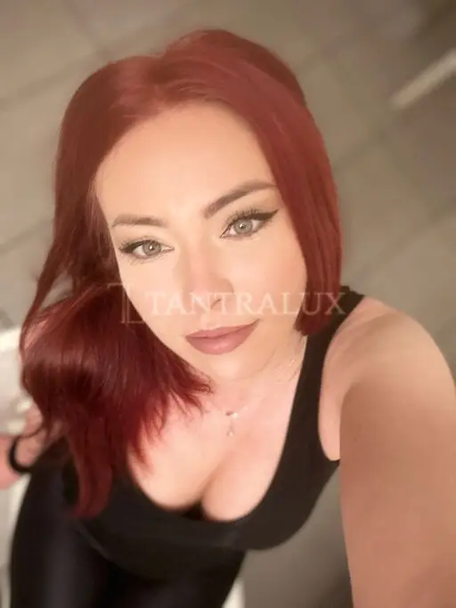 3294829119 Emilia 82929